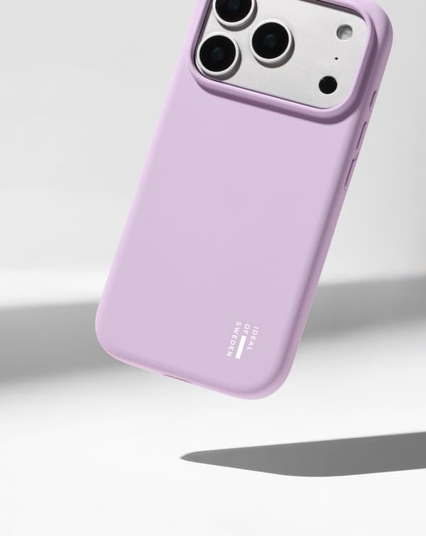Silicone Case MagSafe iPhone 17 Pro Max / 18 Pro Max Lavender Milk