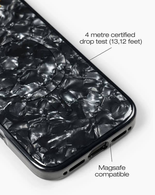 Pearlised Case MagSafe iPhone 16 Black