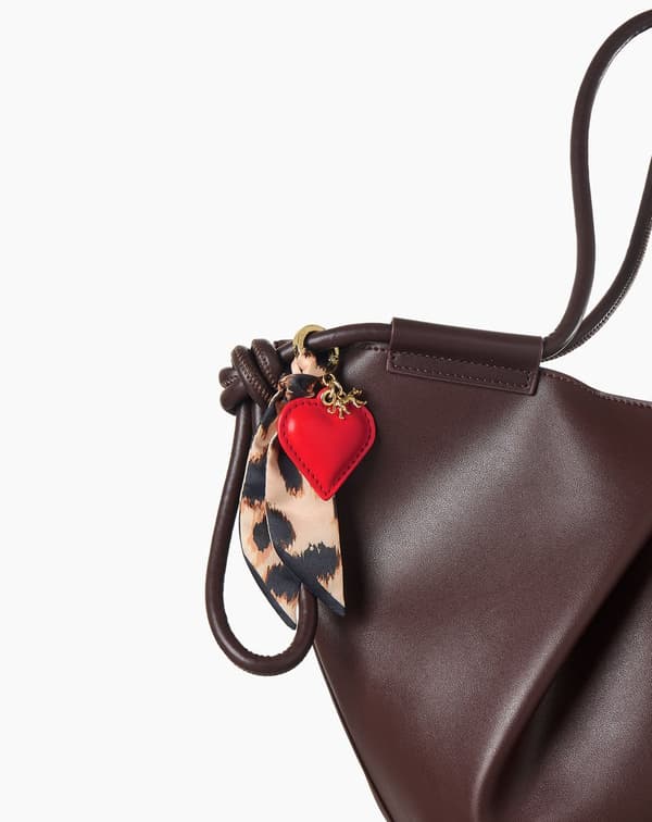 Bag Charm Leo Scarf