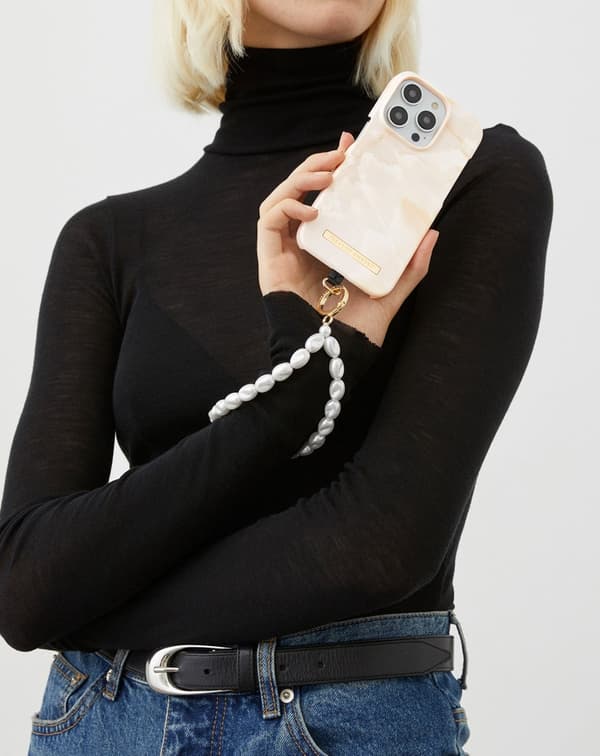 Printed Case iPhone 16 Pro Rose Pearl Marble