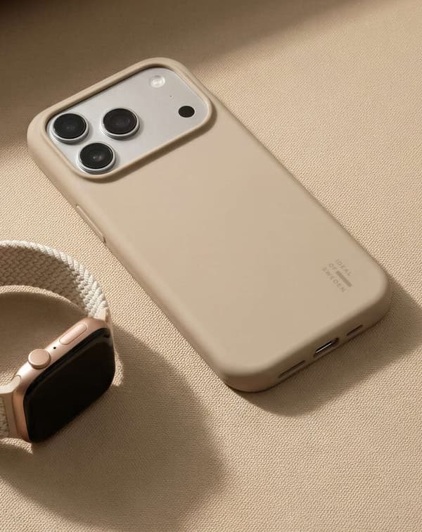 Silicone Case MagSafe iPhone 17 Pro Max / 18 Pro Max Perfect Beige