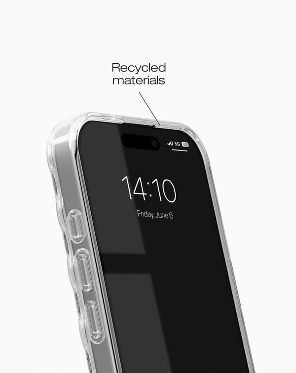 Wavy Case MagSafe iPhone 17 Clear