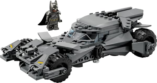 LEGO BATMAN 76331 Batman mot Superman Batmobile