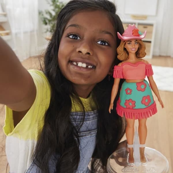 Play-Doh Barbie Blommor och Fransar Modellera Set