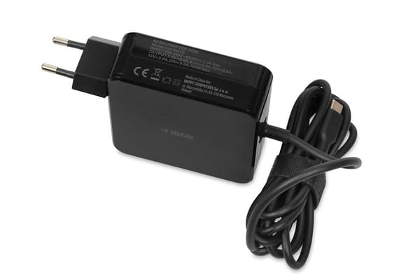 iBOX IUZ100TC laptopladdare PD 100W, E-märkt chip