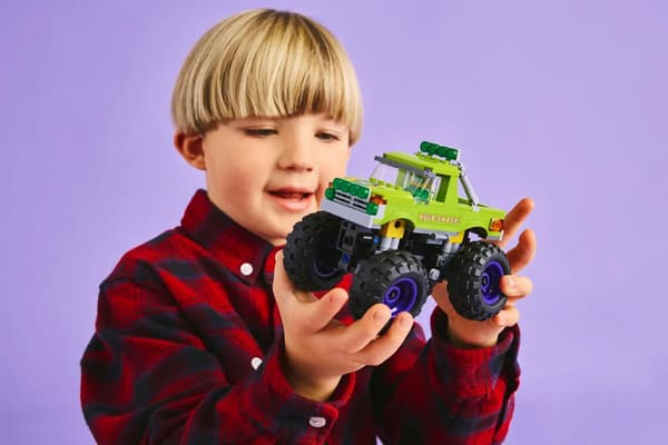 LEGO MARVEL 76312 Hulk-lastbilen mod Thanos