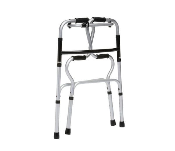 Rollator gör det lättare att stå upp