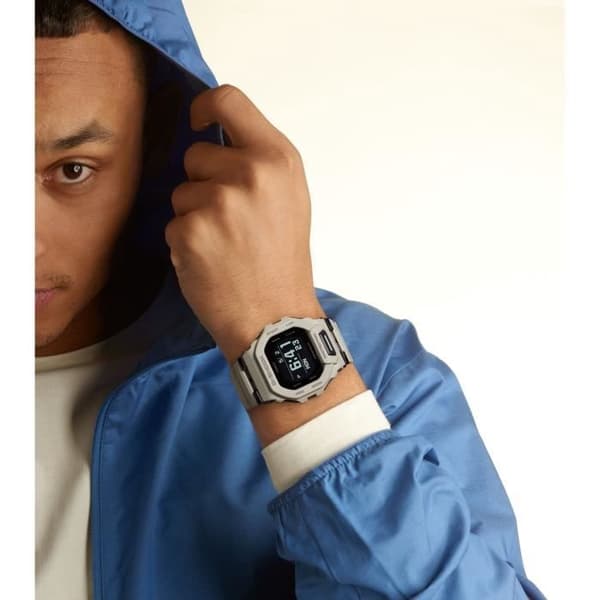 Klocka - CASIO - G-Shock Sport - GBD-200UU-9ER - Off-white