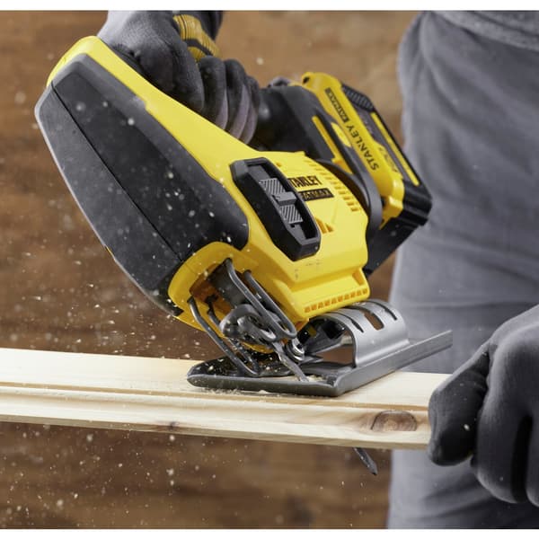 Stanley SFMCS600B-XJ sticksåg
