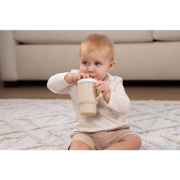 Min första silikonmugg - INFANTINO - 255 ml - Sandfärg