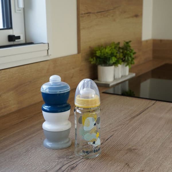 THERMOBABY MJÖLKTRANSPORTBEHÅLLARE Charming Grå