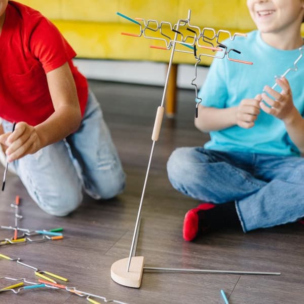 Häng - Från 8 år - 1 till 4 spelare - Spin Master