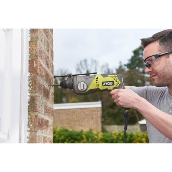 RYOBI SDS + 680 Watt + 2 boremaskiner
