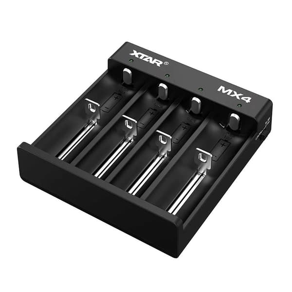 Batterioplader universal Li-ion/NiMH - 4 stik