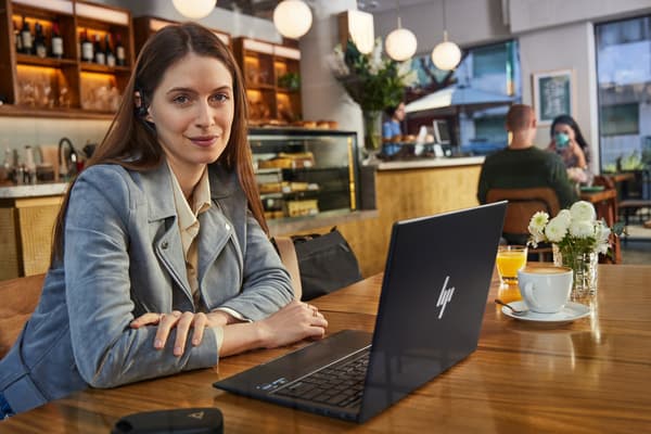 HP Poly Voyager Legend 30-headset