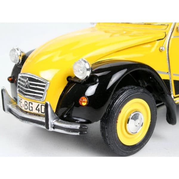 Modelbil - REVELL - Modelbyggesæt - Stranger Things - GMC WSQK Squawk Van - Inkluderer lim, maling og tilbehør
