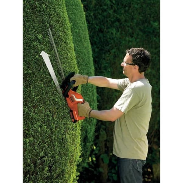 BLACK & DECKER Sladdlös häcksax 45 cm