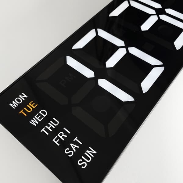 NeXtime NE-3322 Väggklocka Super Digi 38,8x12,9 cm