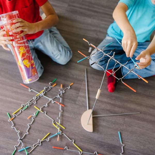 Suspend - Fra 8 år - 1 til 4 spillere - Spin Master