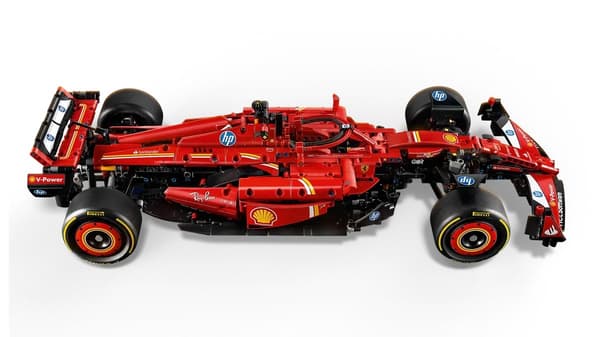 LEGO TECHNIC 42207 Ferrari SF-24