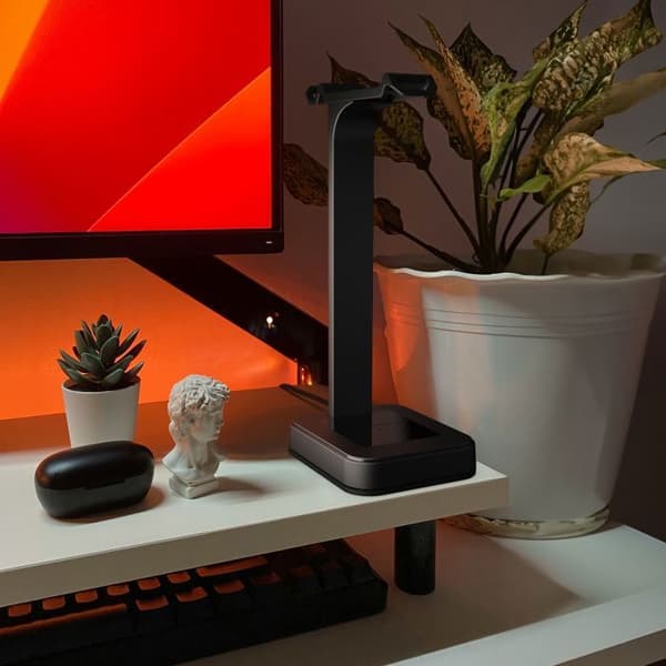 Stativ för gamingheadset - NOVA GAMING - Hydra - Universalstativ - RGB LED - Svart