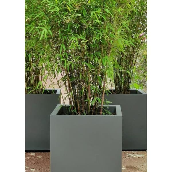 GRANIITTIASTIA 30x30 HARMAA