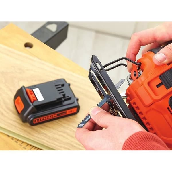 BLACK & DECKER Stiksav BDCJS18N-XJ - 18 V
