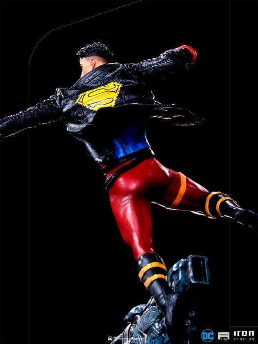 Figur Superboy Art Scale 1/10 - Iron Studios DC Comics