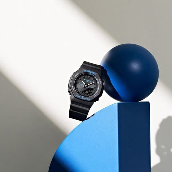 Casio Klocka - Kvinnor - GMA-P2100BA-1AER
