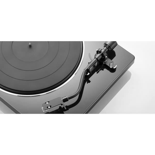 Denon DP-400 Svart Bältdriven Skivspelare