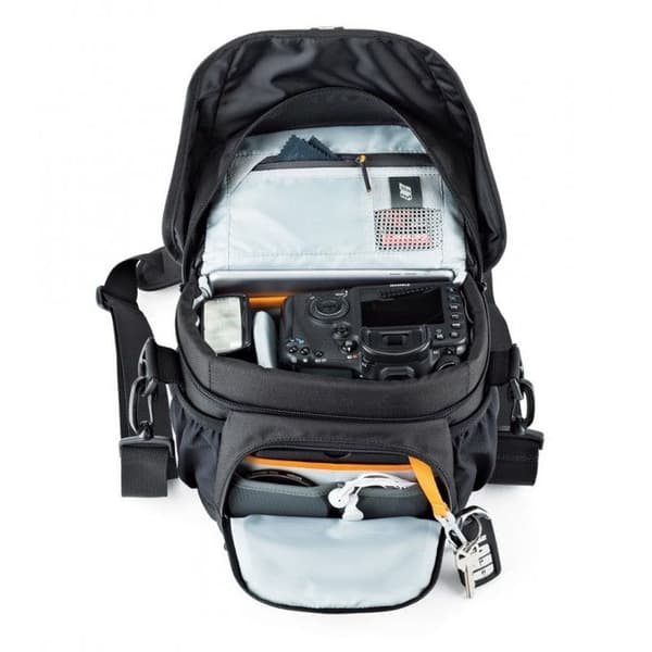 LOWEPRO Skuldertaske NOVA 160 AW II Sort