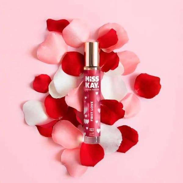 Eau de Parfum FIRST LOVE Eau de Parfum FIRST LOVE