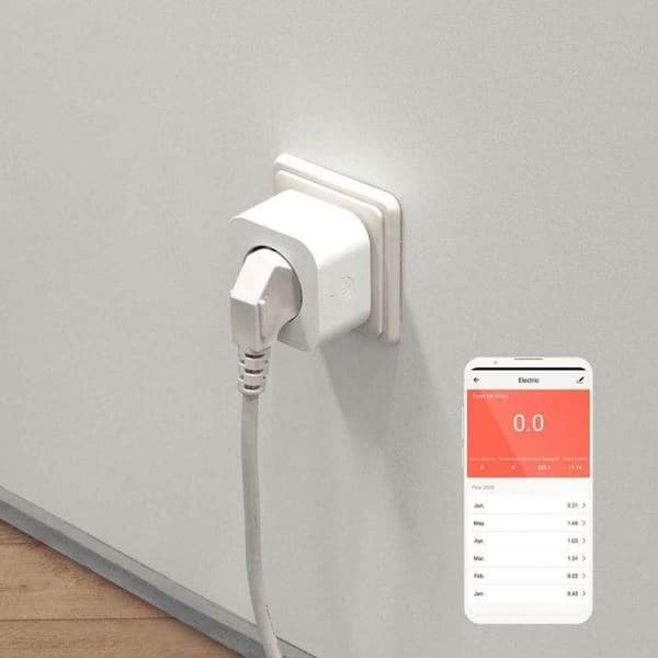 Smart connected plug