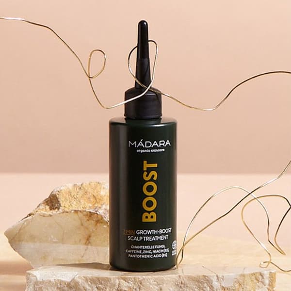 Madara stimulerende hårbundsbehandling shampoo - mørkegrøn/sort/gul - 100 ml