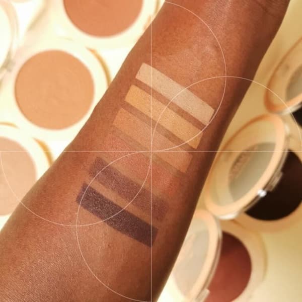 Revolution - Mega Bronzer Powder 01 Cool Beige