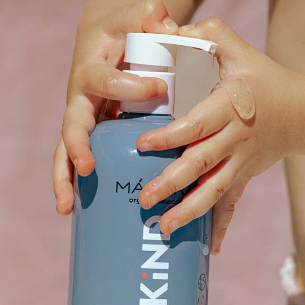 MÁDARA - mild kropsrens 390 ml gel