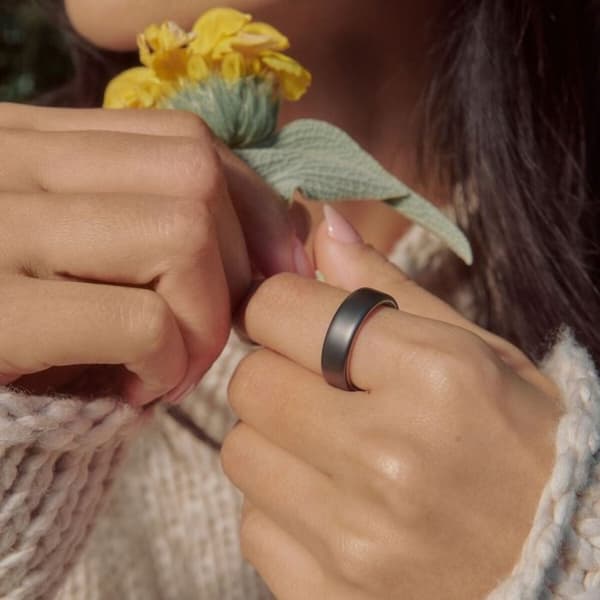 Oura Ring 5 - Stealth - Storlek 6