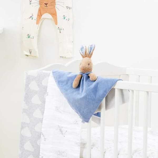 Regnbue Design - Doudou Plat Prestige Pierre Lapin