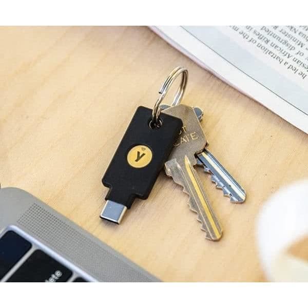 Sikkerhedsnøgle - Yubico - Security Key C NFC - U2F - FIDO2 - Farve Sort - USB