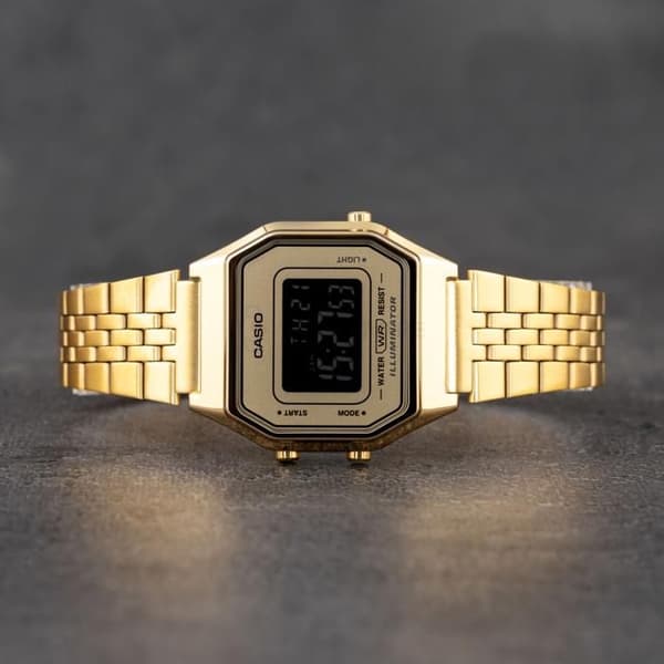 Casio LA680WGA-9BEF Dameur Retro 28,6 mm 3 ATM