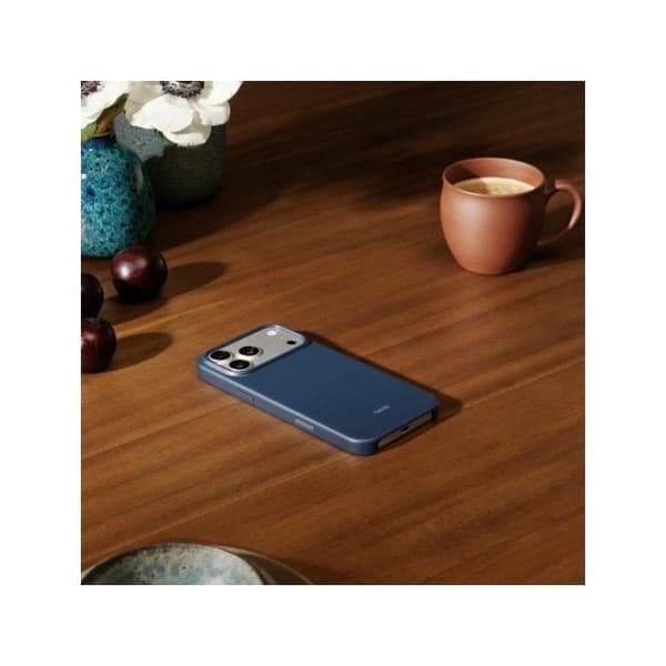Hård polycarbonat mobilcover Beats Bedrock Blue med MagSafe og antislip til iPhone 17 Pro Max