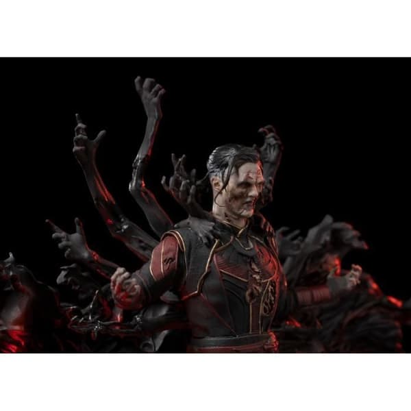 Staty - Iron Studios - Dead Defender Strange - 1/10 - Polystone - Mångfärgad - Inomhus