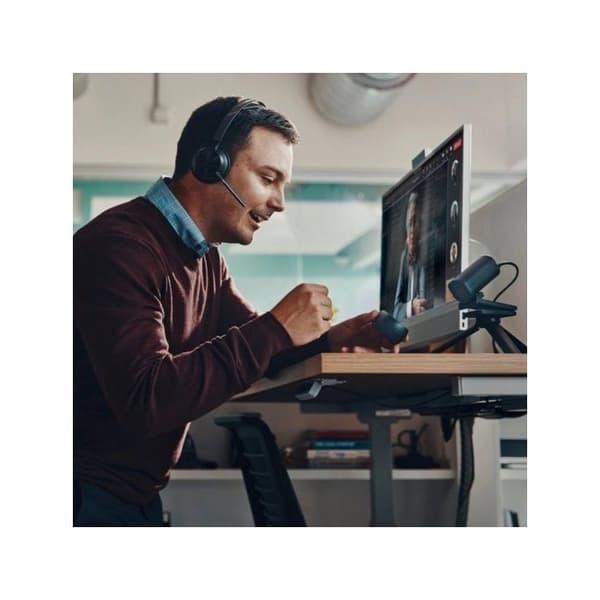 Poly Voyager Focus 2 Microsoft Teams-certificeret USB C-headset + USB-C/A-adapter - Microsoft Teams-certificering - Google Assistant