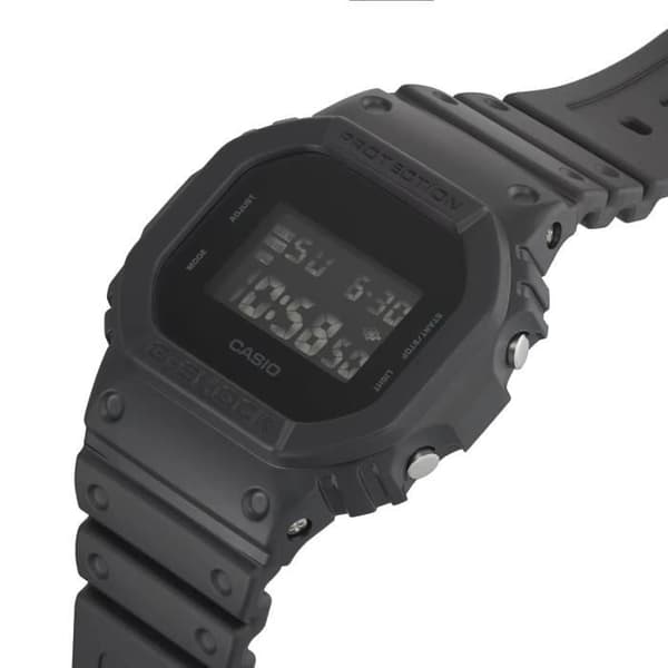 Casio Ur - Herre - DW-5600UBB-1ER - Sort - Plast - 20 bar