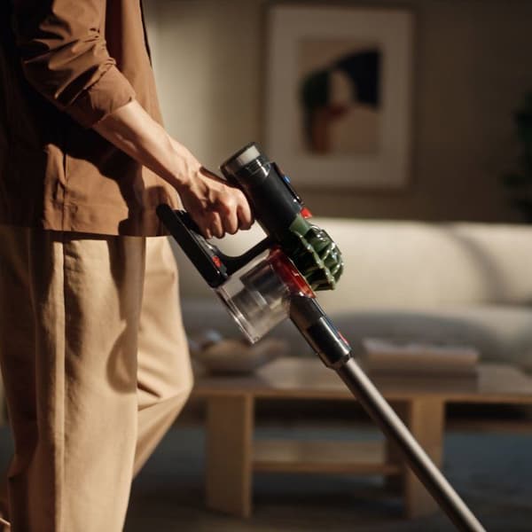 DYSON V8 Cyclone - Trådløs støvsuger - Effekt 150 AW - 60 min - Sort