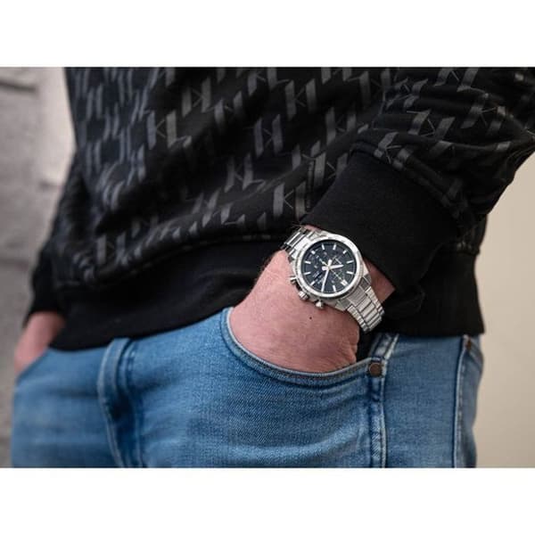 Ur - CASIO - Edifice - Kasse 42,3mm - Vandtæthed 100m - Chronograf