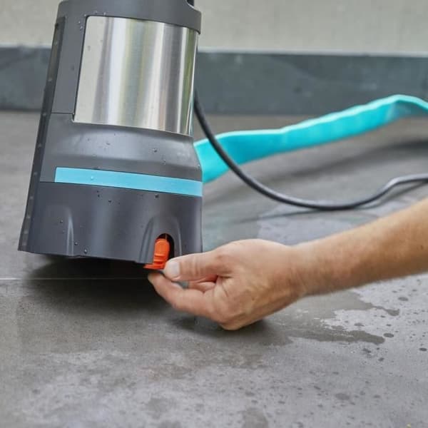 GARDENA klarvattenpump 11000 Aquasensor