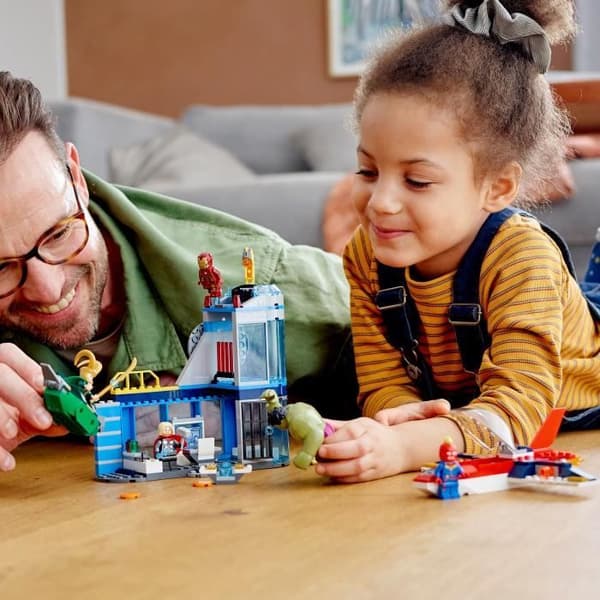 LEGO® 4+ Marvel Super Heroes™ 76152 Lokis vrede
