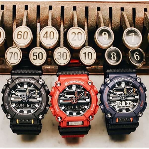CASIO G-SHOCK ur i resin - Sort - Automatisk - Mineralglas - Dobbelt display