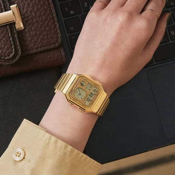 Ur - Casio - A130WEG-9AEF - Guld rustfrit stål - Vandbestandig 3 bar - Digital
